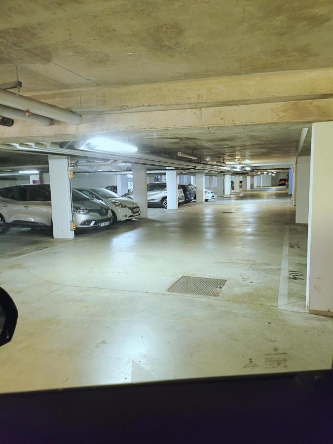 III Appart 2 Pièces, Neuf 200 m de Gare Parking Netflix Evry Courcouronnes Extérieur photo